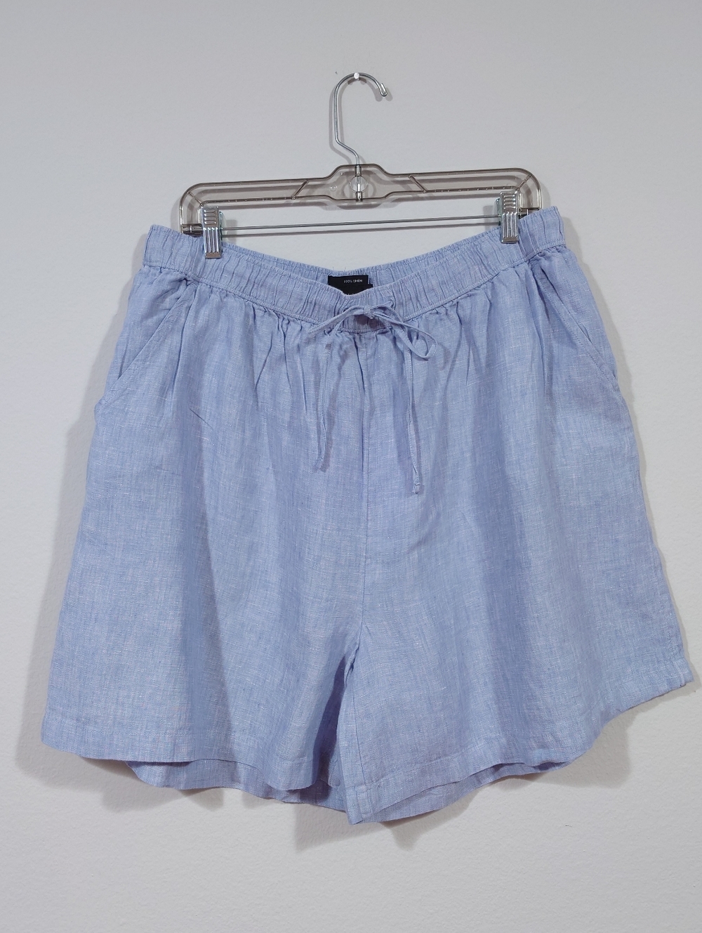 Tahari 100% Linen Shorts Light Blue Size 1X
